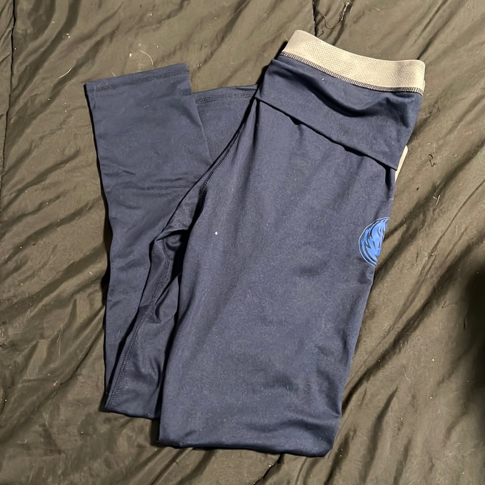 Dallas Maverick’s Juniors Leggings
